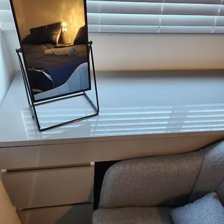 3 Bedroom House - Centre Birmingham
